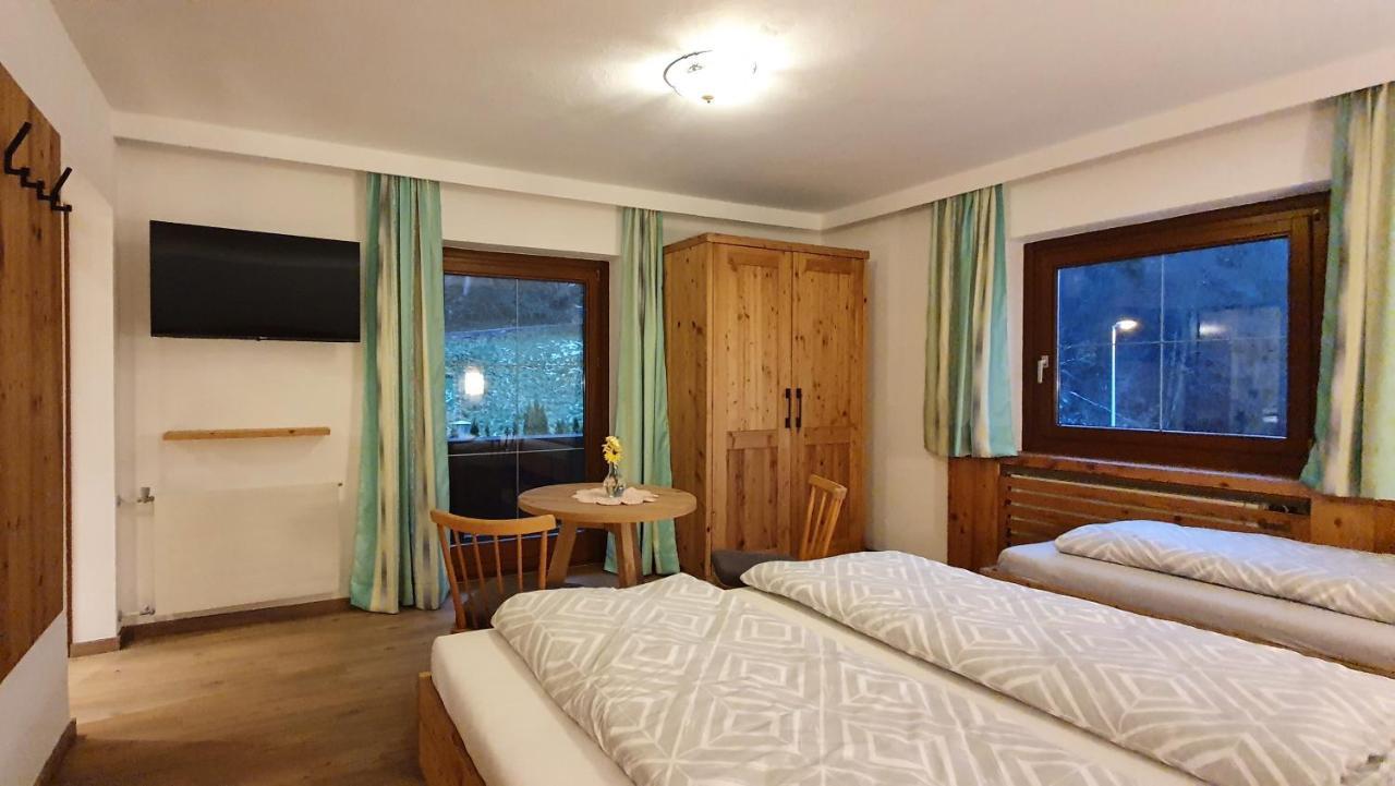 Ferienwohnung Kroell Zell am Ziller Buitenkant foto