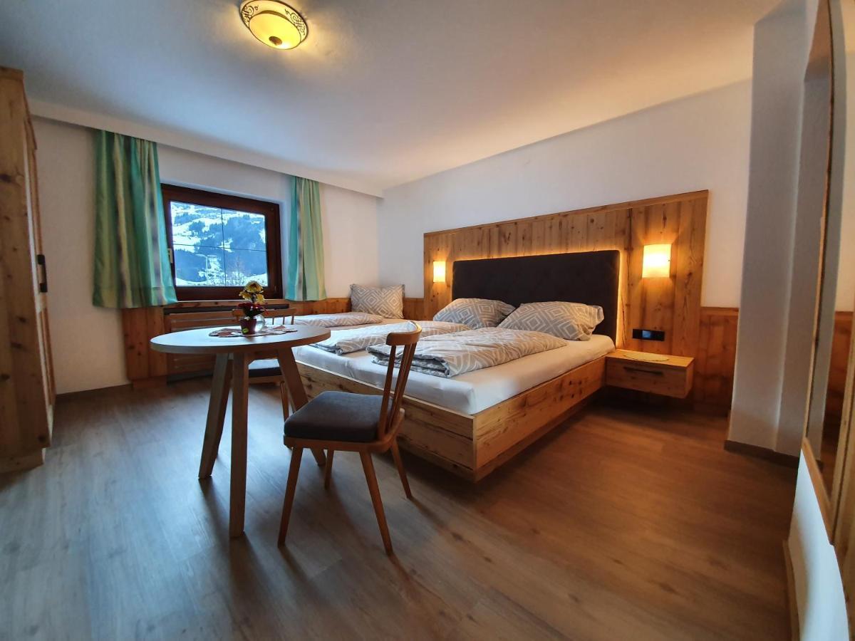 Ferienwohnung Kroell Zell am Ziller Buitenkant foto