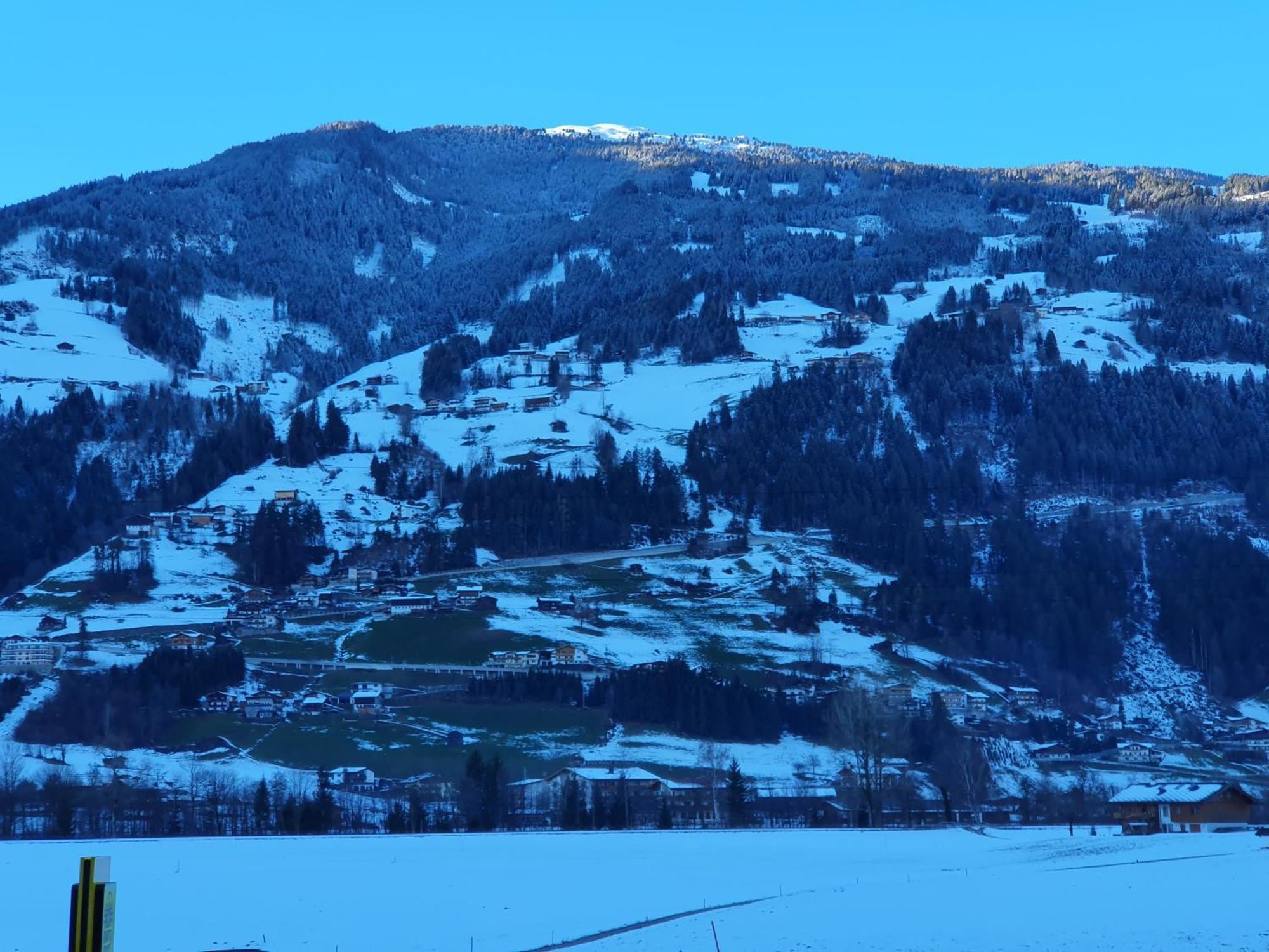 Ferienwohnung Kroell Zell am Ziller Kamer foto